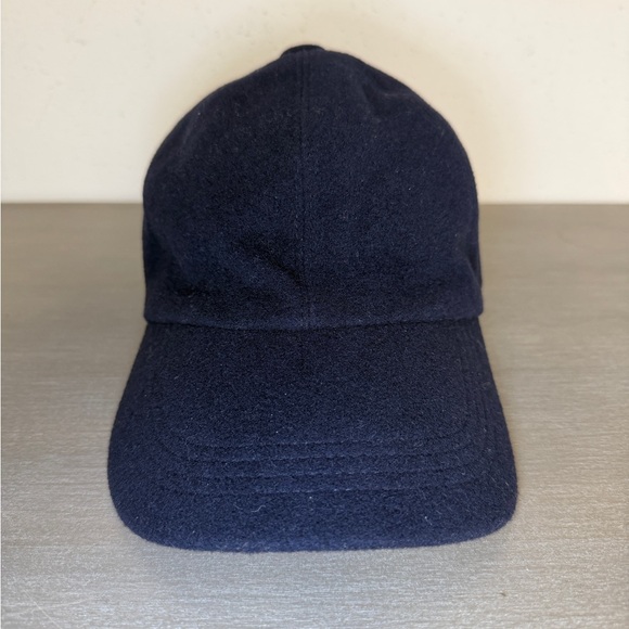 Luxury Vintage Saks Fifth Avenue Black Label Quality Italy Cashmere Wool Hat S